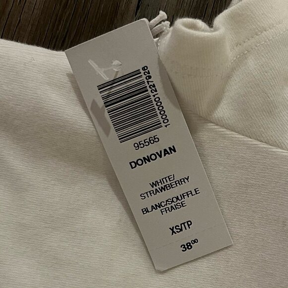 Aritzia Sunday Best Donovan White/Strawberry Polo-shirts - Picture 2 of 3